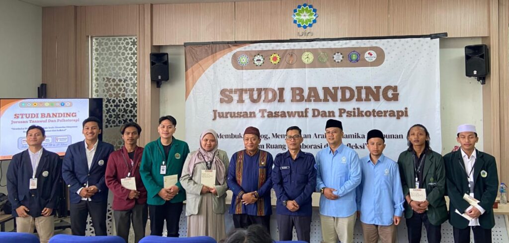 Studi Banding dan Silaturahmi Akademik: Jurusan Tasawuf dan Psikoterapi UIN Siber Syekh Nurjati Cirebon Hadiri Milad ke-27 TP UIN Sunan Gunung Djati Bandung
