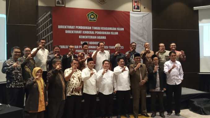 Dekan FUA IAIN Cirebon Mengikuti Rapat Koordinasi Evaluasi dan Penyusunan Proyeksi Tahun 2023 Program Pendirian UISSI