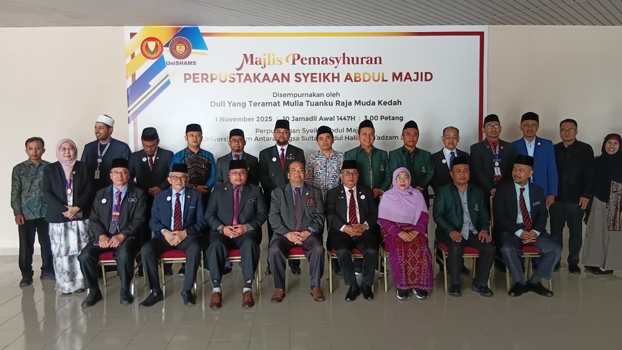 Ketua Jurusan Tasawuf dan Psikoterapi UIN SSC Paparkan Moderasi Beragama dalam Irisan Tasawuf dan Psikoterapi pada Konferensi Internasional di UniSHAMS Malaysia